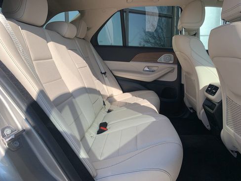 Used 2021 Mercedes-Benz GLE 350 GLE 350 4MATIC AWD 4dr SUV image 12