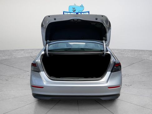 Used 2023 Honda Accord EX image 32