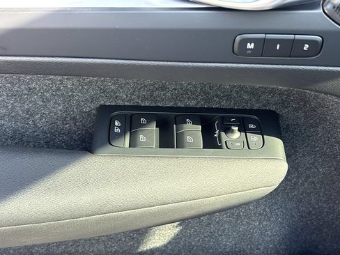 New 2026 Volvo XC40 B5 Ultra AWD/4WD image 12