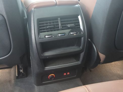 Used 2024 BMW X5 xDrive40i w/ Premium Package image 19