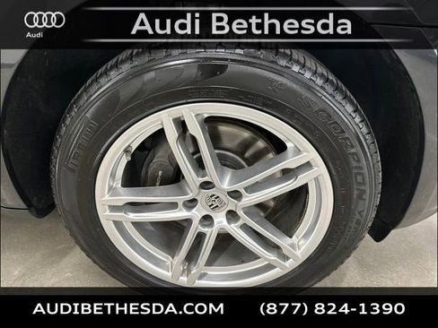 Used 2020 Porsche Macan AWD/4WD image 9