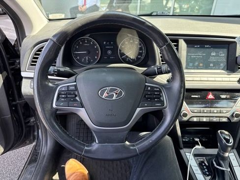 Used 2018 Hyundai Elantra Value Edition FWD image 6
