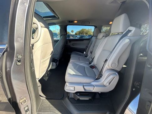 Used 2018 Honda Odyssey EX-L image 31