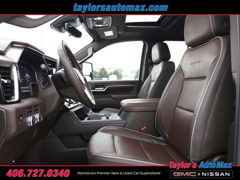 Used 2025 GMC Sierra 3500 Denali w/ Denali Reserve Package image 5