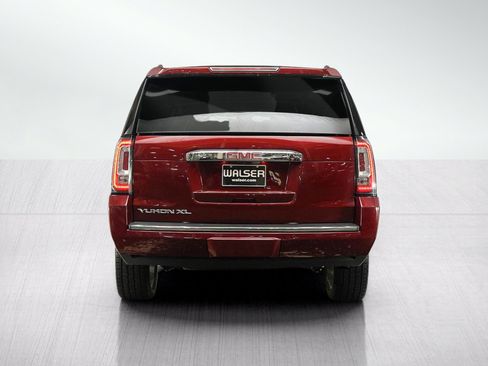 Used 2018 GMC Yukon XL Denali w/ Open Road Package AWD/4WD image 4
