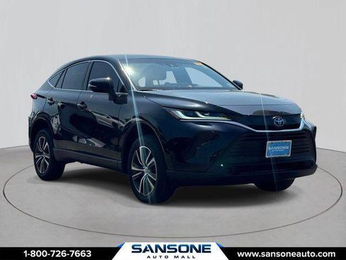 Certified 2023 Toyota Venza LE AWD/4WD image 1