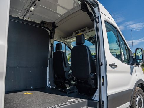 New 2025 Ford Transit 250 148 Medium Roof w/ Load Area Protection Package image 9