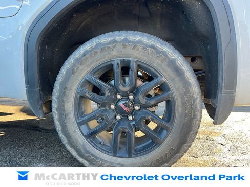 Used 2023 GMC Sierra 1500 Pro w/ Graphite Edition image 9