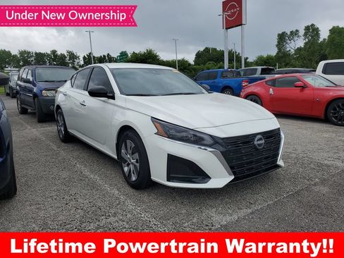Certified 2025 Nissan Altima 2.5 S FWD image 1