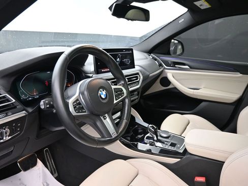 Certified 2023 BMW X4 xDrive30i image 11