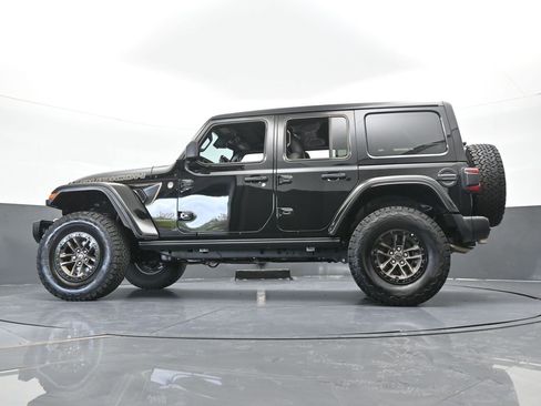 Used 2025 Jeep Wrangler Unlimited Rubicon 392 AWD/4WD image 56
