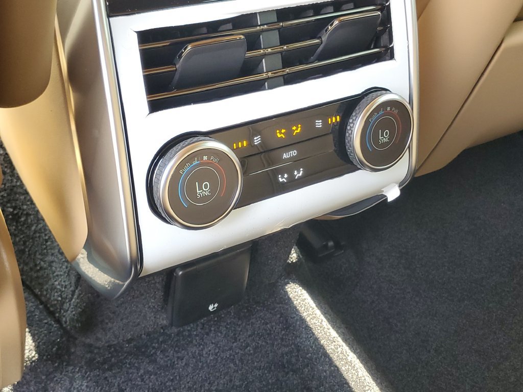 New 2026 Land Rover Range Rover SE AWD/4WD image 29