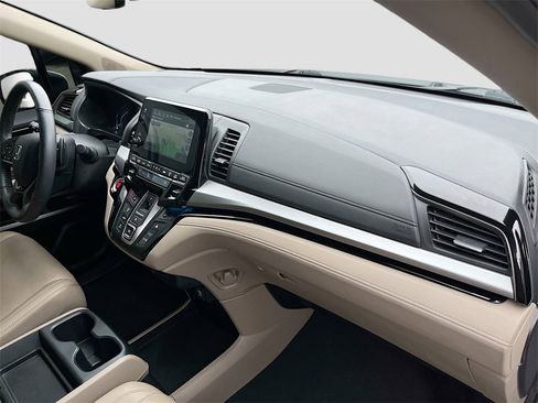 Used 2023 Honda Odyssey Touring image 33