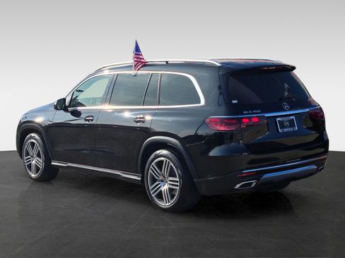 Used 2024 Mercedes-Benz GLS 450 4MATIC image 7