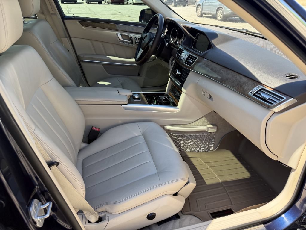 Used 2014 Mercedes-Benz E 350 Sedan image 27
