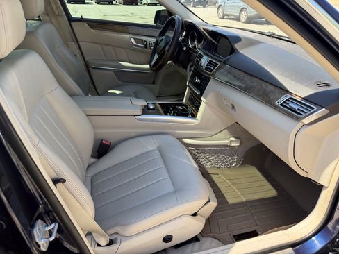Used 2014 Mercedes-Benz E 350 Sedan image 27