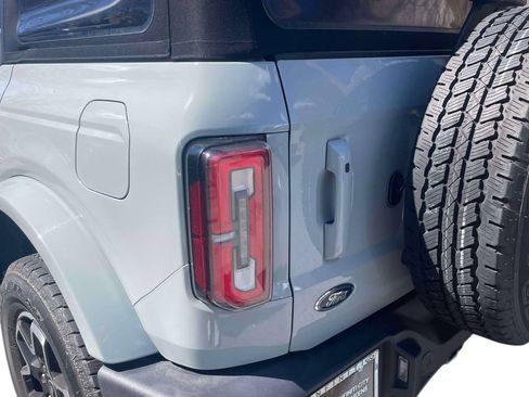 Used 2022 Ford Bronco Outer Banks AWD/4WD image 11