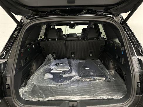 New 2026 Subaru Outback Touring XT AWD/4WD image 13
