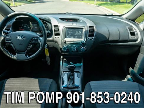 Used 2017 Kia Forte S FWD image 16