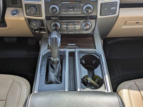 Used 2017 Ford F150 Lariat w/ Equipment Group 502A Luxury AWD/4WD image 19