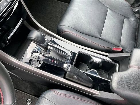 Used 2017 Honda Accord Sport Special Edition image 13