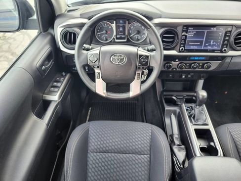 Used 2021 Toyota Tacoma SR5 w/ Trail Edition AWD/4WD image 11