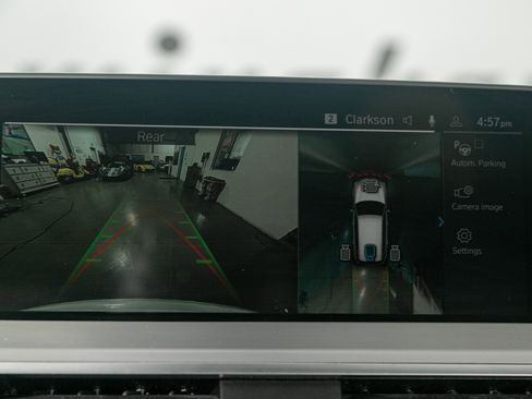 Used 2021 BMW X3 xDrive30e w/ Executive Package image 17