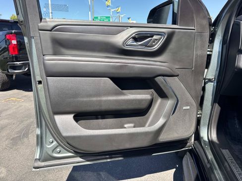 Used 2023 Chevrolet Suburban RST RWD image 20