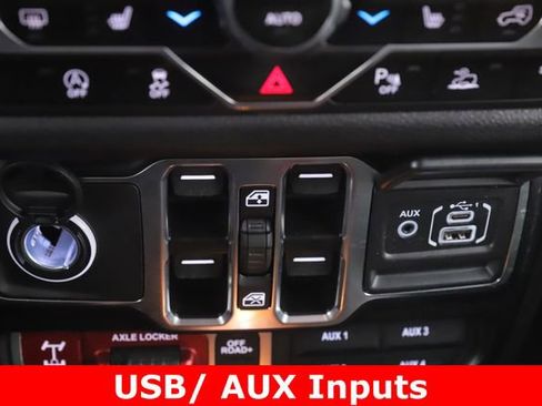 Used 2024 Jeep Wrangler Unlimited Sport AWD/4WD image 23