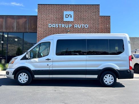 Used 2024 Ford Transit 350 XLT RWD image 3
