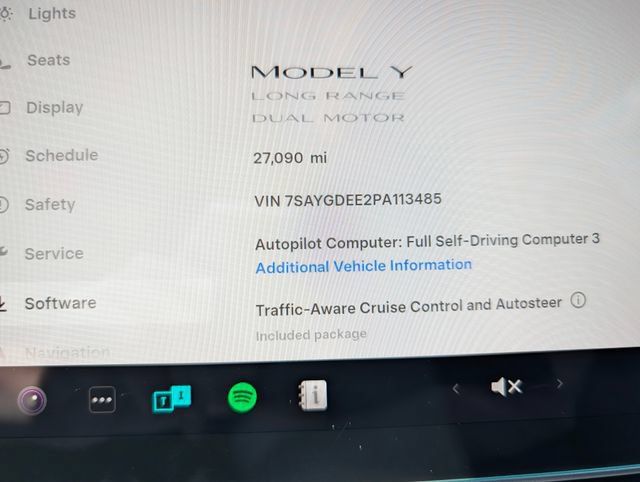 Used 2023 Tesla Model Y Long Range AWD/4WD image 22