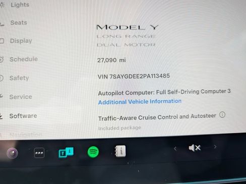 Used 2023 Tesla Model Y Long Range AWD/4WD image 22