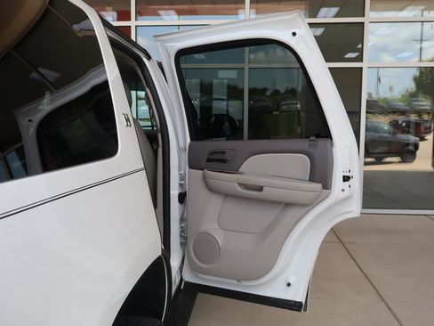 Used 2012 Chevrolet Tahoe 4WD Hybrid image 35