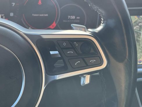 Used 2018 Porsche Panamera 4 AWD/4WD image 9