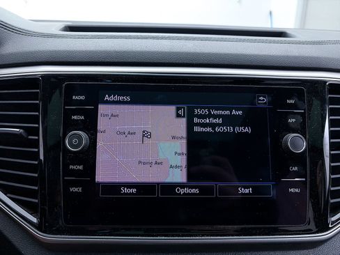 Used 2018 Volkswagen Atlas SEL Premium AWD/4WD image 6