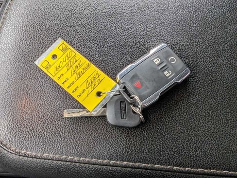 Used 2018 GMC Canyon Denali image 35