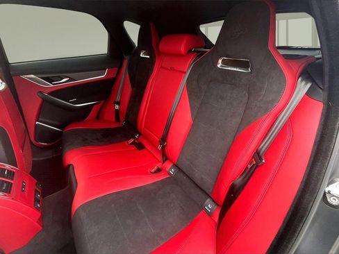 Used 2024 Jaguar F-PACE SVR image 27