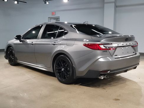 Certified 2025 Toyota Camry SE FWD image 5