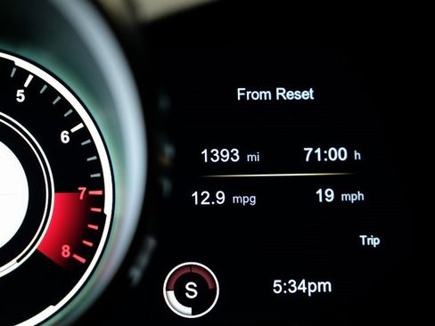 Used 2023 Aston Martin V12 Vantage image 16