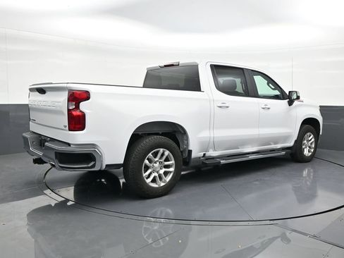 Used 2023 Chevrolet Silverado 1500 LT w/ Z71 Off-Road Package AWD/4WD image 5