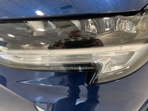 Used 2023 Buick Envision Essence image 11