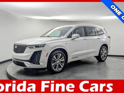 Used 2023 Cadillac XT6 Premium Luxury image 1