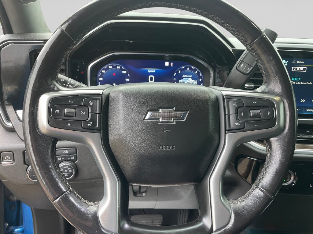 Used 2022 Chevrolet Silverado 1500 RST w/ LPO, Dark Essentials Package AWD/4WD image 25