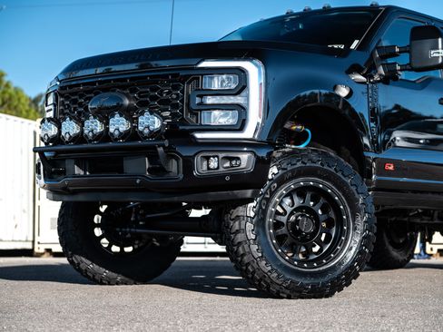 New 2025 Ford F250 Lariat w/ Lariat Ultimate Package image 12