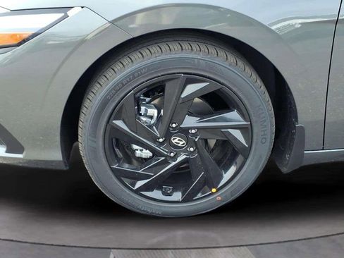 New 2026 Hyundai Elantra Sport FWD image 9