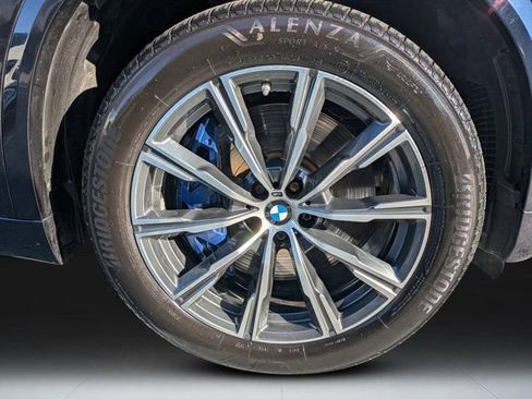 Used 2021 BMW X5 M50i w/ Executive Package image 7