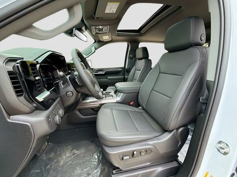 New 2026 Chevrolet Silverado 1500 LTZ w/ LTZ Convenience Package II AWD/4WD image 23