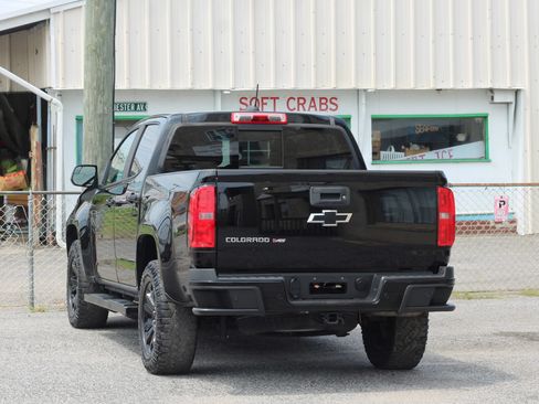 Used 2020 Chevrolet Colorado Z71 w/ Z71 Midnight Edition AWD/4WD image 5