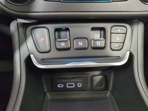 Used 2021 GMC Terrain SLT w/ Infotainment Package II AWD/4WD image 26