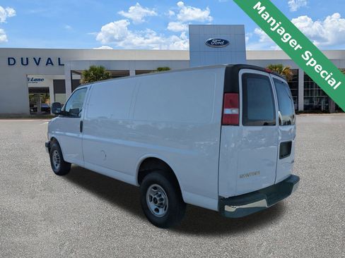 Used 2023 GMC Savana 2500 w/ Driver Convenience Package image 6